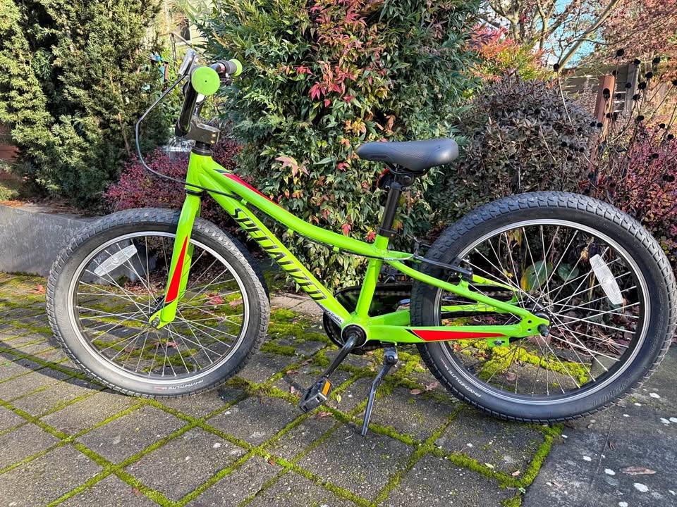 Specialized kids bike - 20 inch